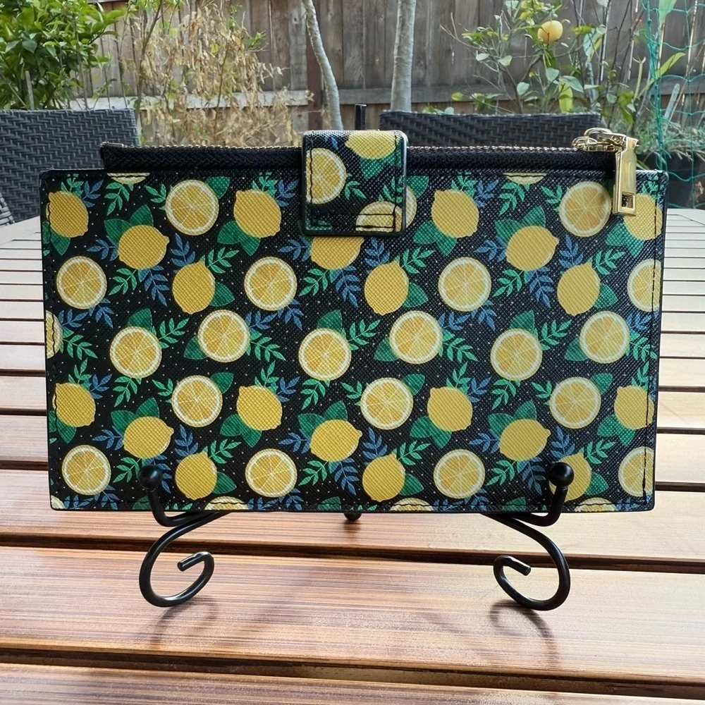 Lemon wallet NWOT never used
